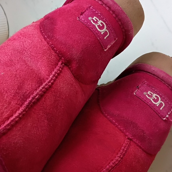 UGG Women's Vibrant Red Suede Boots - Picture 7 of 10